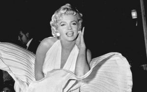 Black and White picture of Marilyn Monroe with Dress blowing up